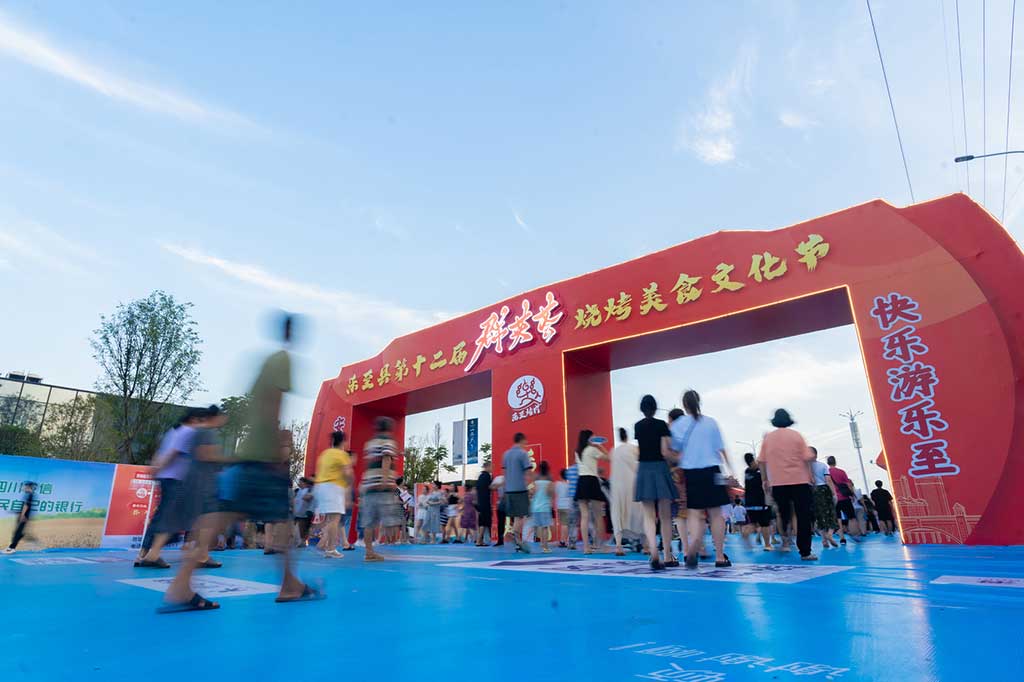 114031799881.jpg 114031799881.jpg